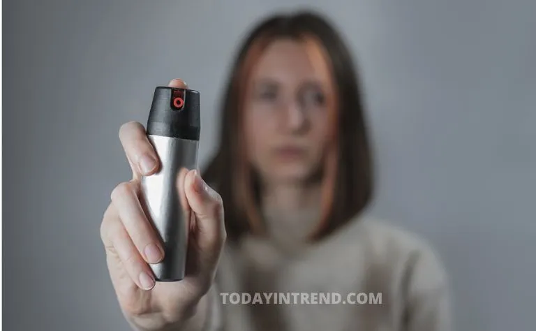is pepper spray legal in illinois