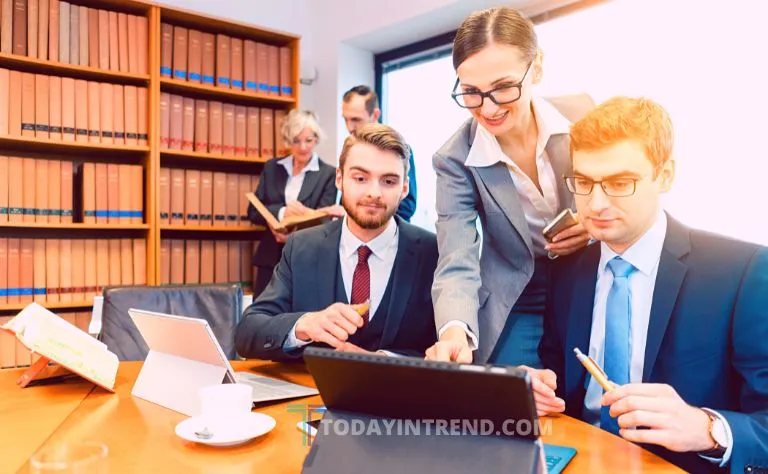 what is a boutique law firm